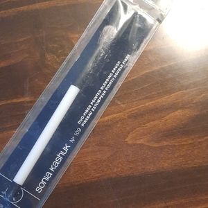 Never used, still in package make up brush